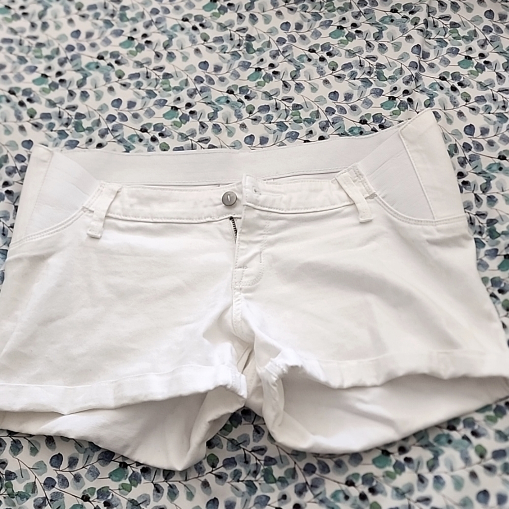 isabel Maternity size 8 midi shorts